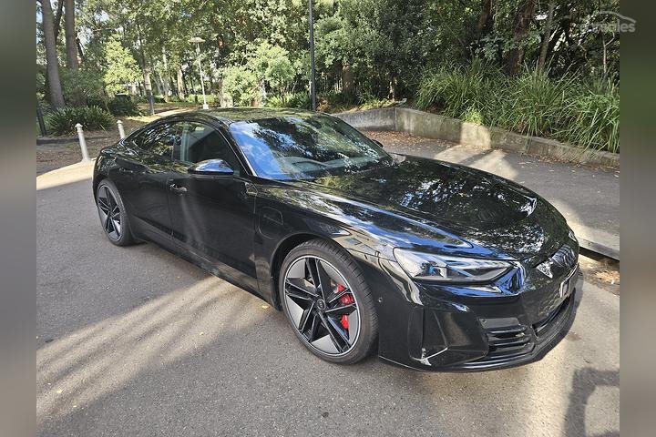 Audi E-tron GT (Sample Listing)